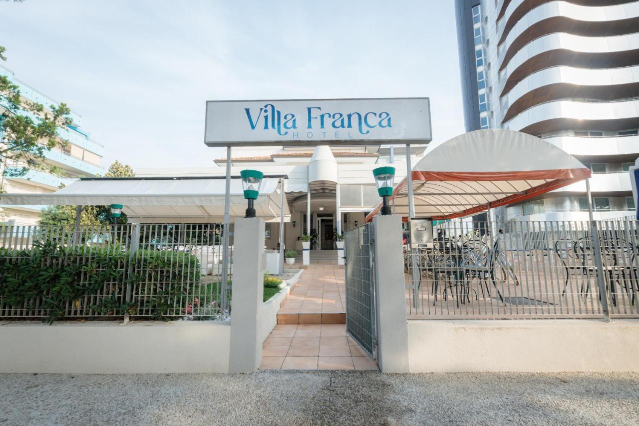 Hotel Villa Franca Lignano Sabbiadoro Exterior photo